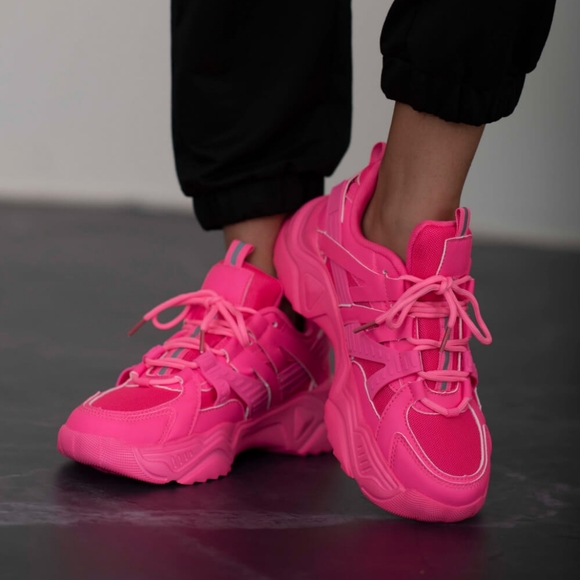 Running Late Chunky Sole Athletic Sneakers in Hot Pink - Picture 5 of 7